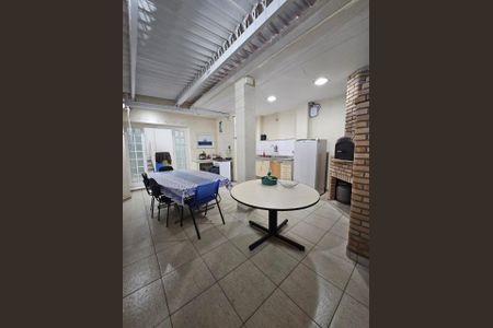 Casa à venda com 3 quartos, 160m² em Santa Cecilia, São Paulo
