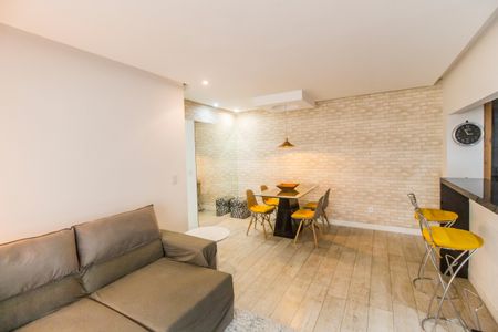 Apartamento para alugar com 79m², 2 quartos e 2 vagas Apartamento para alugar com 79m², 2 quartos e 2 vagasSala