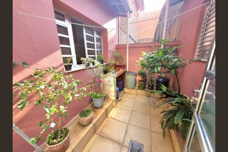 Casa à venda com 127m², 2 quartos e 2 vagas