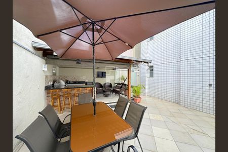 Apartamento à venda com 3 quartos, 205m² em Prado, Belo Horizonte