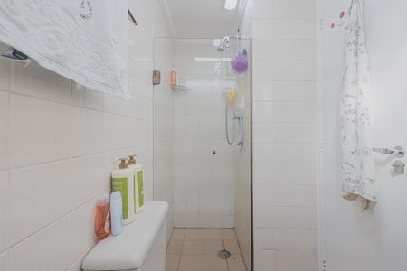 Apartamento à venda com 71m², 3 quartos e 1 vaga Apartamento à venda com 71m², 3 quartos e 1 vagaBanheiro da Suíte