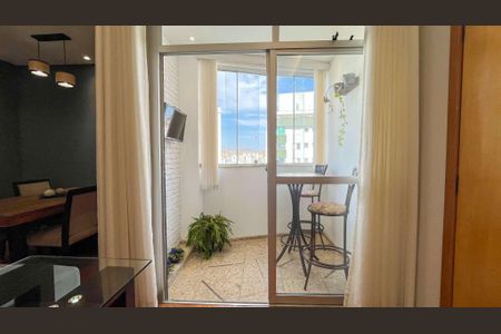 Apartamento à venda com 2 quartos, 75m² em Buritis, Belo Horizonte