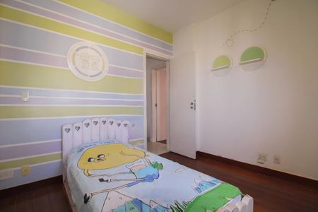 Quarto Suíte 2 de apartamento à venda com 4 quartos, 160m² em Santo Antônio, Belo Horizonte