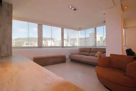 Sala de apartamento à venda com 4 quartos, 160m² em Santo Antônio, Belo Horizonte