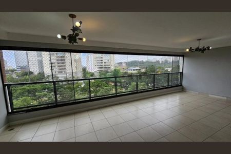 Apartamento à venda com 3 quartos, 210m² em Santo Amaro, São Paulo