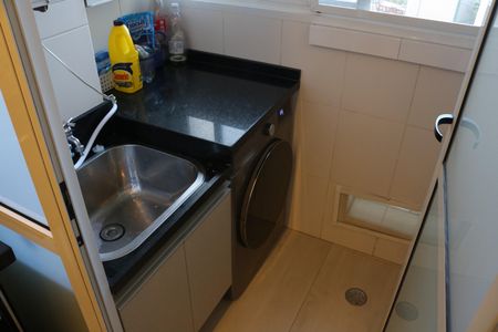 Apartamento à venda com 70m², 3 quartos e 1 vagaÁrea de Serviço
