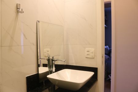 Apartamento à venda com 70m², 3 quartos e 1 vagaBanheiro 2