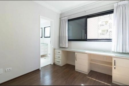 Apartamento à venda com 170m², 3 quartos e 3 vagas
