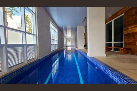 Apartamento à venda com 68m², 2 quartos e 1 vaga