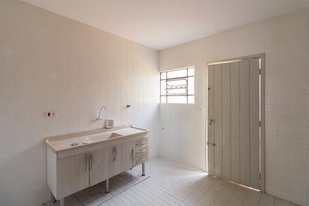 Casa à venda com 90m², 2 quartos e 2 vagasCozinha