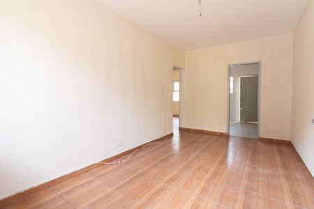 Casa à venda com 90m², 2 quartos e 2 vagasSala