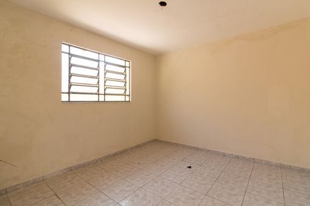 Casa à venda com 90m², 2 quartos e 2 vagasEdícula