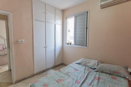 Apartamento à venda com 96m², 3 quartos e 1 vaga Apartamento à venda com 96m², 3 quartos e 1 vagaQuarto 1