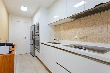 Apartamento à venda com 123m², 1 quarto e 2 vagas