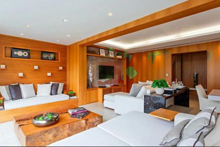 Apartamento à venda com 1 quarto, 123m² em Itaim Bibi, São Paulo