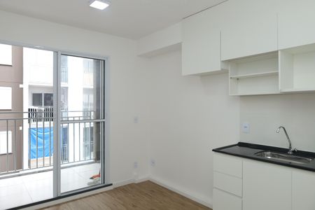 Apartamento para alugar com 2 quartos, 37m² em Artur Alvim, São Paulo