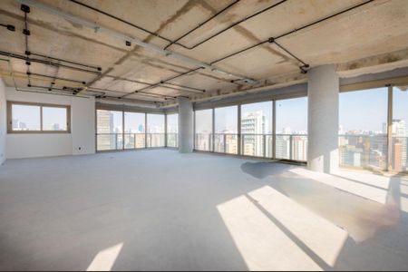 Apartamento à venda com 4 quartos, 358m² em Vila Nova Conceição, São Paulo