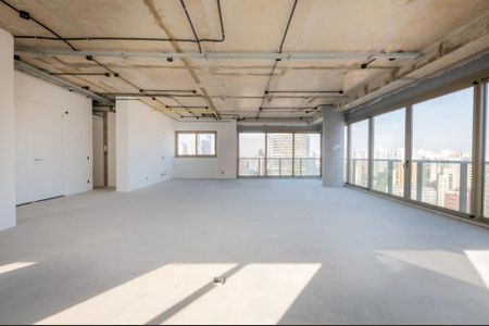 Apartamento à venda com 358m², 4 quartos e 4 vagas