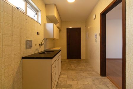 Apartamento para alugar com 115m², 3 quartos e 2 vagas Apartamento para alugar com 115m², 3 quartos e 2 vagasCozinha