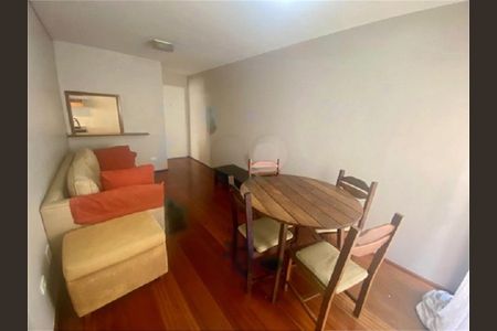 Apartamento à venda com 60m², 2 quartos e 1 vaga