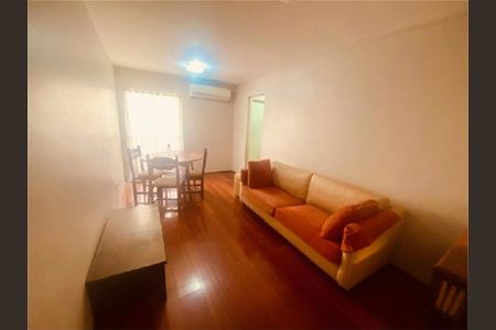 Apartamento à venda com 60m², 2 quartos e 1 vaga