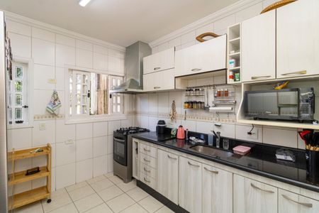 Casa de condomínio para alugar com 185m², 4 quartos e 2 vagas Casa de condomínio para alugar com 185m², 4 quartos e 2 vagasCozinha