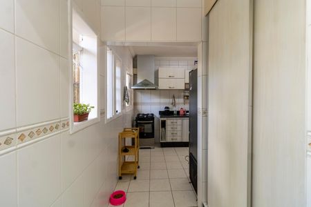 Casa de condomínio para alugar com 185m², 4 quartos e 2 vagas Casa de condomínio para alugar com 185m², 4 quartos e 2 vagasCozinha