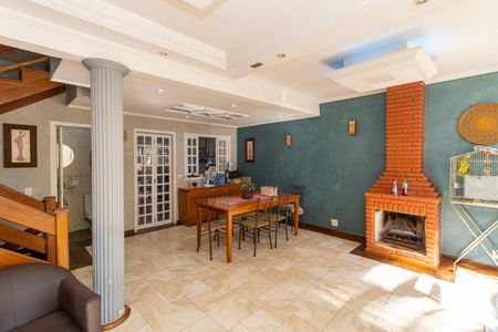 Sala de casa de condomínio à venda com 4 quartos, 185m² em Jardim Leonor Mendes de Barros, São Paulo