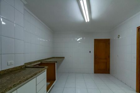 Apartamento à venda com 74m², 2 quartos e 1 vagaCozinha
