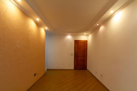 Apartamento à venda com 74m², 2 quartos e 1 vagaSala