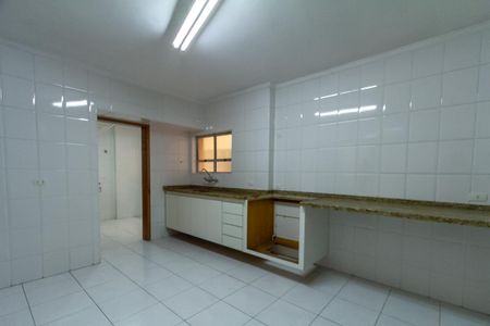 Apartamento à venda com 74m², 2 quartos e 1 vagaCozinha