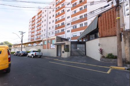 Apartamento para alugar com 63m², 2 quartos e 1 vagaFachada e portaria