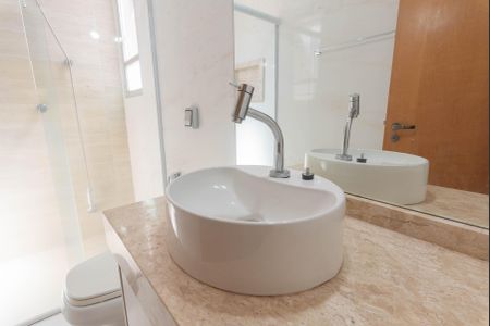 Apartamento para alugar com 63m², 2 quartos e 1 vagaBanheiro