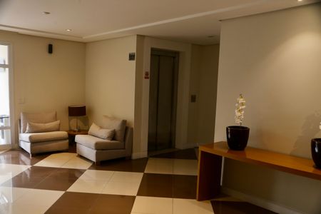 Apartamento para alugar com 126m², 3 quartos e 2 vagas Apartamento para alugar com 126m², 3 quartos e 2 vagasHall de entrada