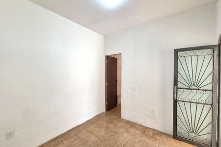 Casa para alugar com 205m², 2 quartos e 5 vagas Casa para alugar com 205m², 2 quartos e 5 vagasSala