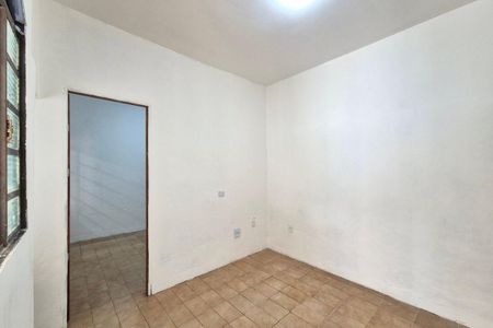 Casa para alugar com 205m², 2 quartos e 5 vagas Casa para alugar com 205m², 2 quartos e 5 vagasSala