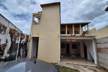 Casa para alugar com 205m², 2 quartos e 5 vagas Casa para alugar com 205m², 2 quartos e 5 vagasFachada do Prédio