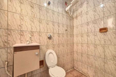 Casa para alugar com 205m², 2 quartos e 5 vagas Casa para alugar com 205m², 2 quartos e 5 vagasBanheiro