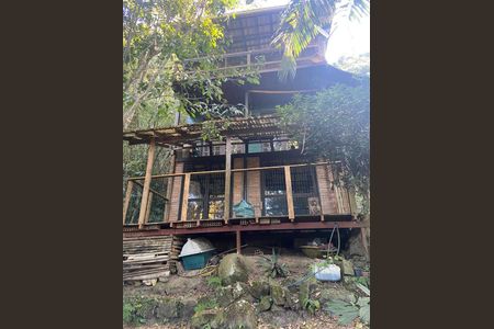 Fachada de casa para alugar com 1 quarto, 90m² em Lagoa da Conceição, Florianópolis
