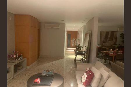 Apartamento à venda com 3 quartos, 280m² em Higienópolis, São Paulo