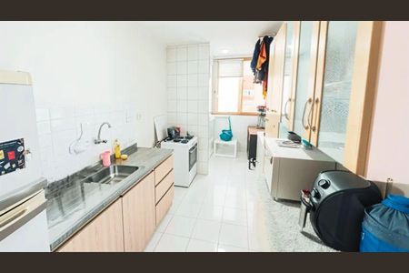Apartamento à venda com 2 quartos, 76m² em Lapa, São Paulo