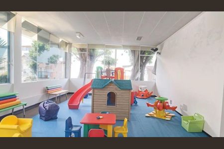 Apartamento à venda com 2 quartos, 76m² em Lapa, São Paulo