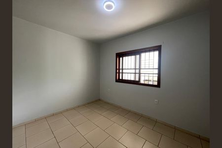 Casa para alugar com 110m², 3 quartos e 2 vagas