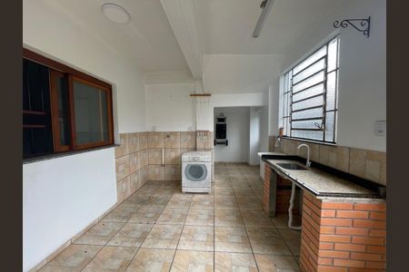 Casa para alugar com 110m², 3 quartos e 2 vagas