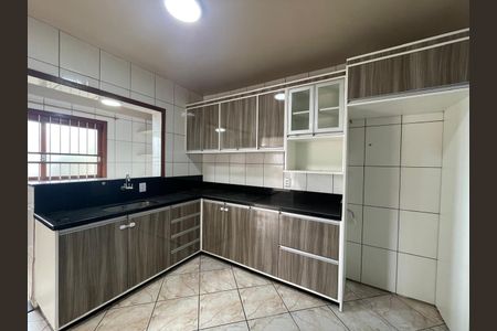 Casa para alugar com 110m², 3 quartos e 2 vagas