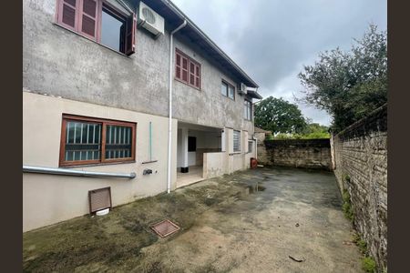 Casa para alugar com 110m², 3 quartos e 2 vagas