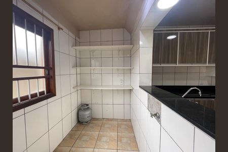 Casa para alugar com 110m², 3 quartos e 2 vagas