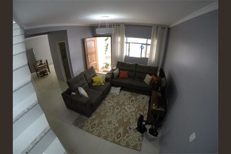 Casa à venda com 3 quartos, 140m² em Vila Dionisia, São Paulo