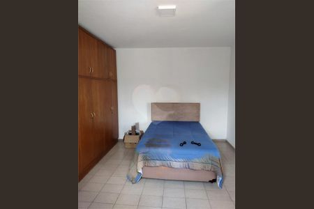 Casa à venda com 3 quartos, 220m² em Cidade Ademar, São Paulo