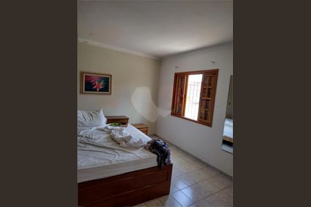 Casa à venda com 3 quartos, 220m² em Cidade Ademar, São Paulo